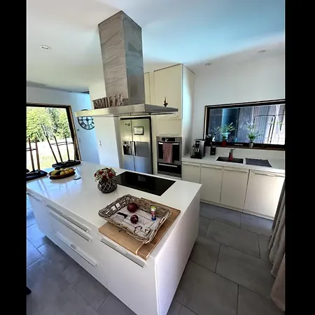 Des Chateaux Du Pessac Leognan Willa